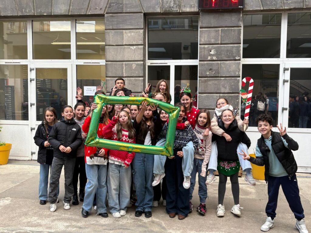 decorations-des-classes-et-pulls-de-noel